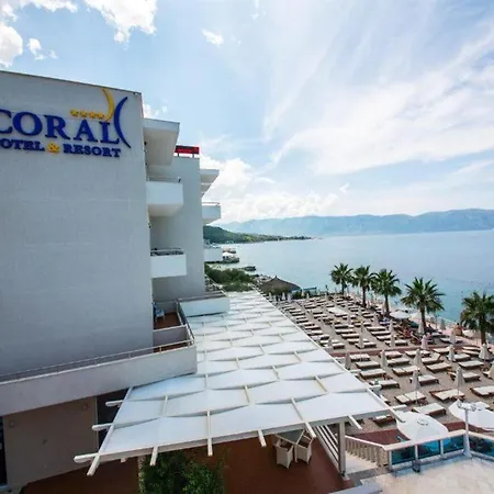 Coral 4*